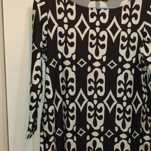 Tiana B. Long Sleeve Black and White Dress with Pink Trim - Picture 3 of 7